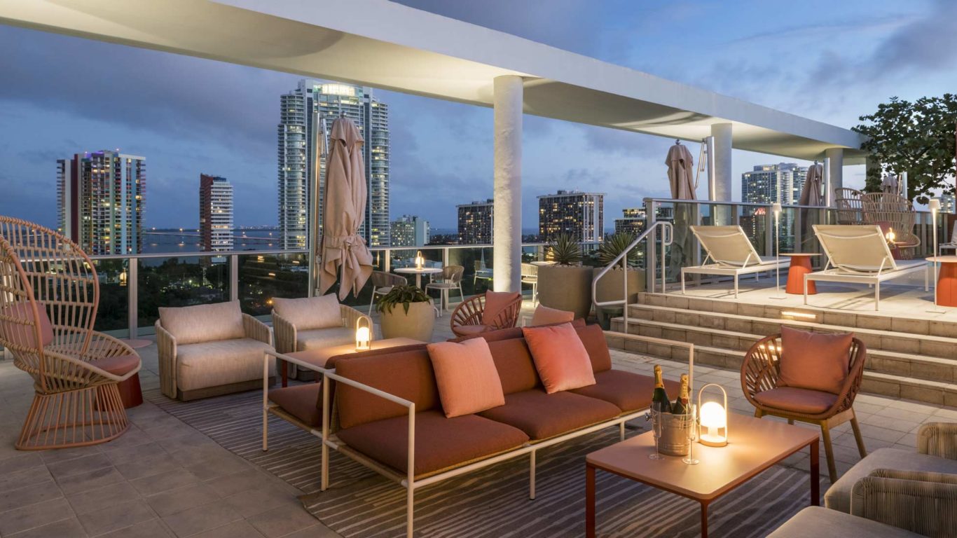 Azotea - Novotel Miami Brickell