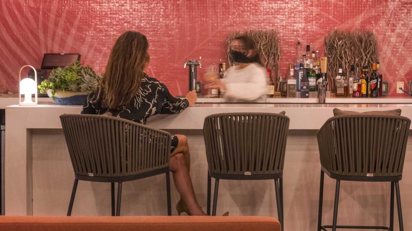 Restaurante y bar - Novotel Miami Brickell