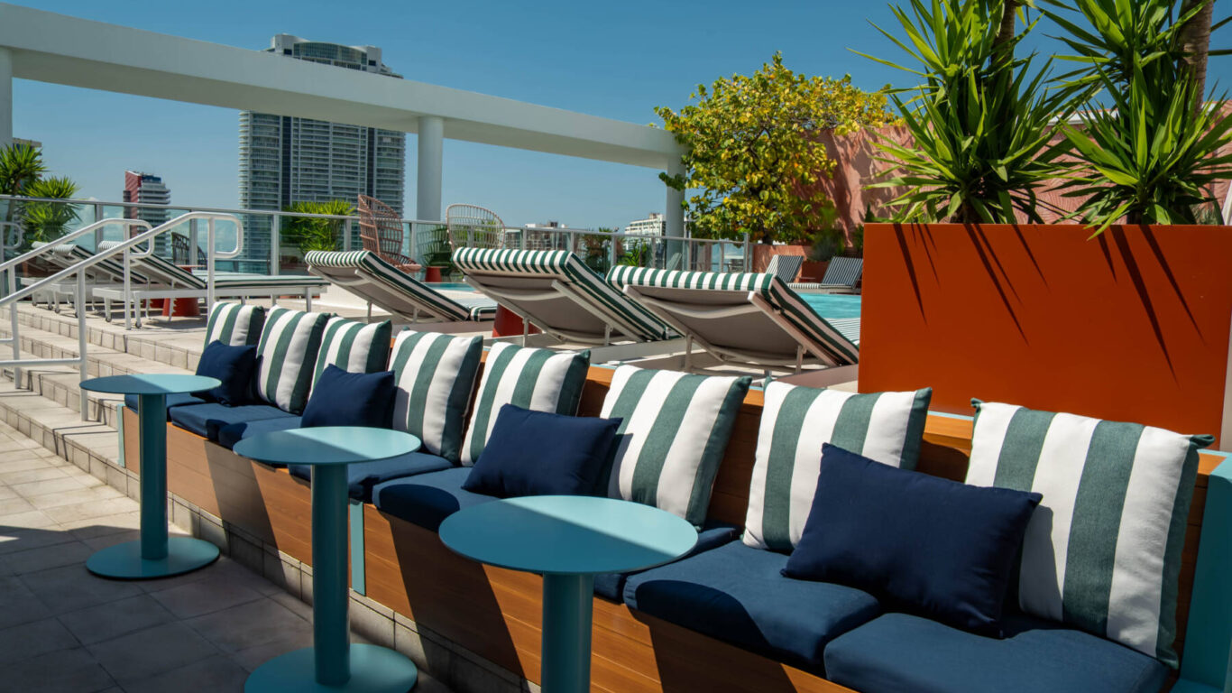 Novotel Miami Brickell Rooftop pool deck